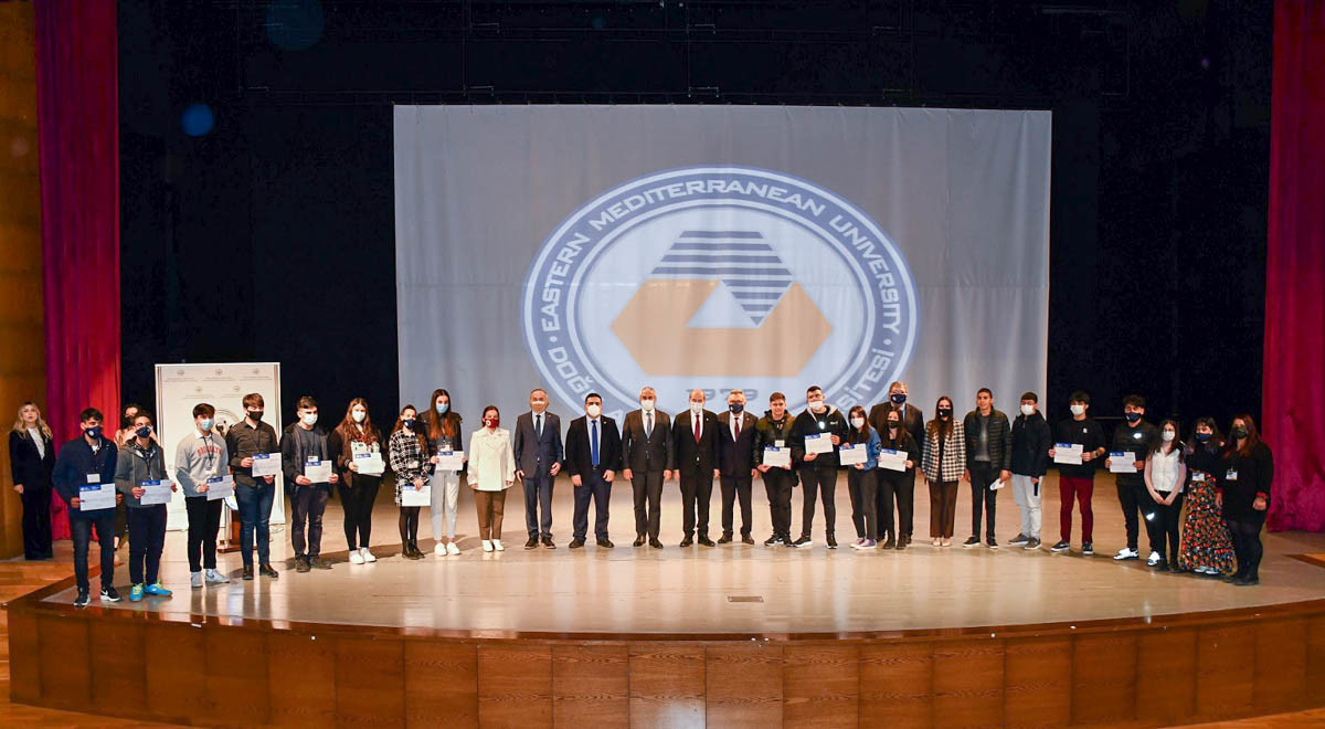 Cumhurbaşkanı Tatar: “Gençlerimize Güveniyoruz”