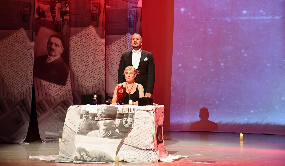 “Esaretten Özgürlüğe” Theatre Play Staged at EMU