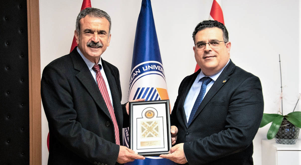 Gazimağusa Belediye Başkanı  Dr. Süleyman Uluçay DAÜ Rektörü  Prof. Dr. Aykut Hocanın’ı Ziyaret Etti