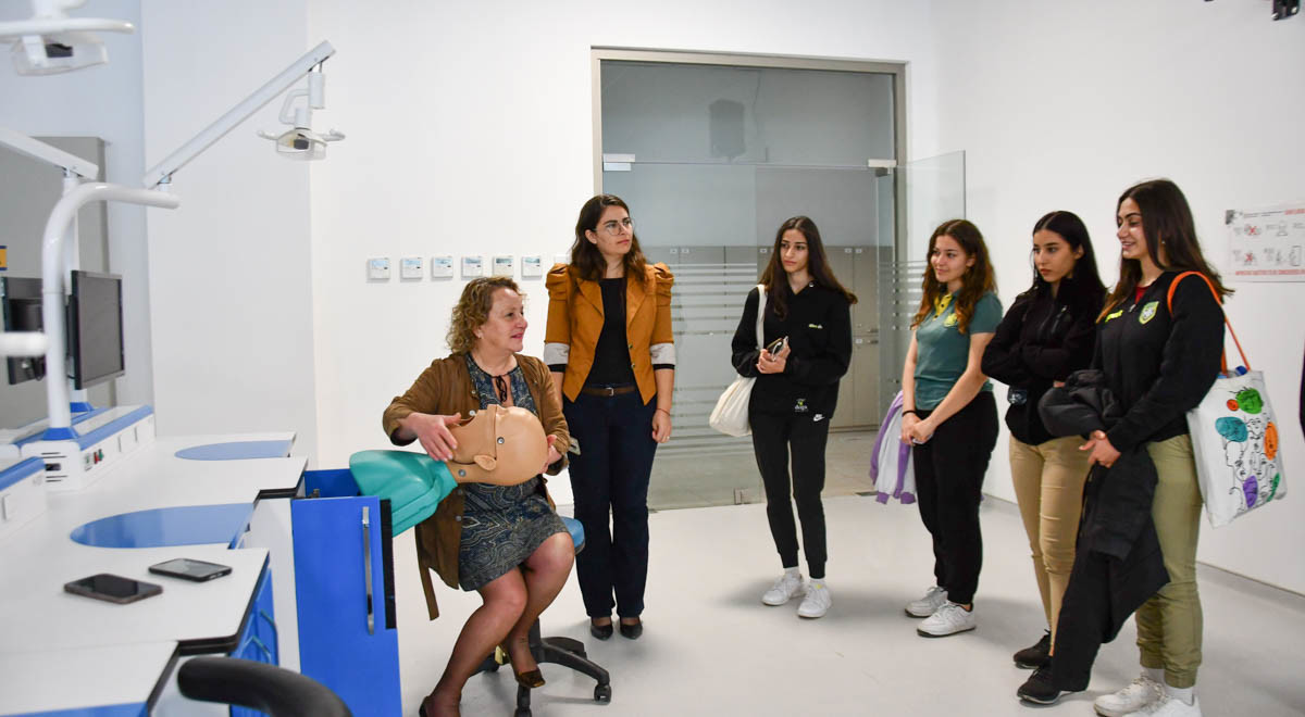 High School Students Attend Workshops at EMU