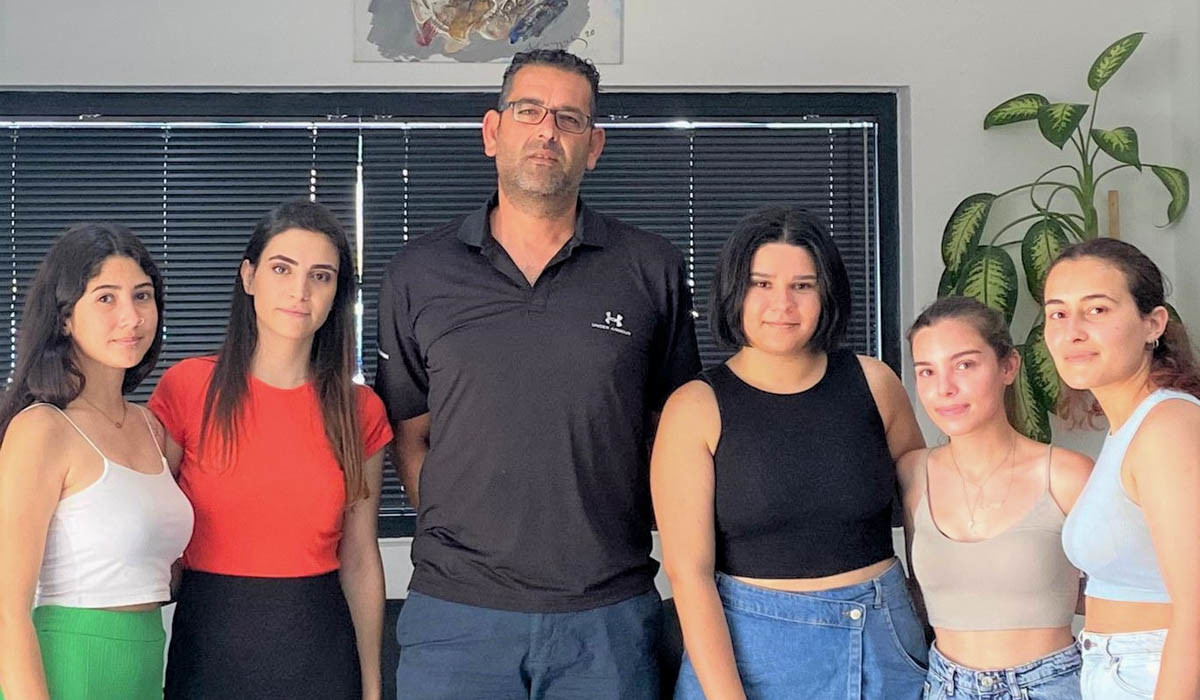 DAÜ Temel Eğitim Bölümü Mezun Adaylarından Şampiyon Melekleri Yaşatma Derneği’ne Destek