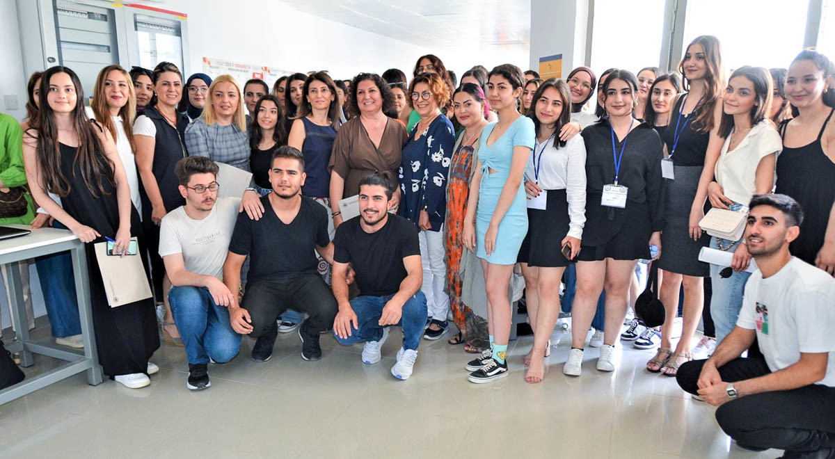 Students of the EMU Elementary Education Department Carried Out 20 Different Social Responsibility Projects