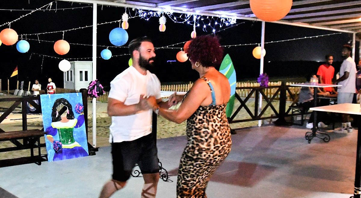 DAÜ’de Tropikal Latin Gecesi Düzenlendi