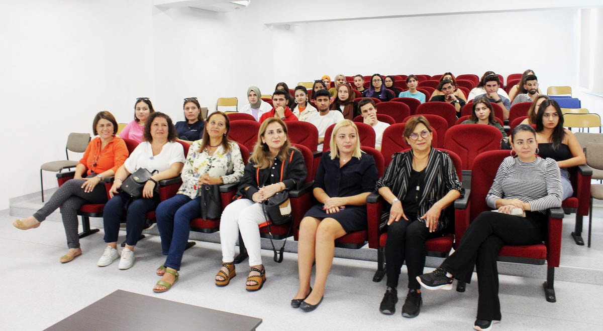 EMU Faculty of Education Department of Elementary Education Meets with Its New Students