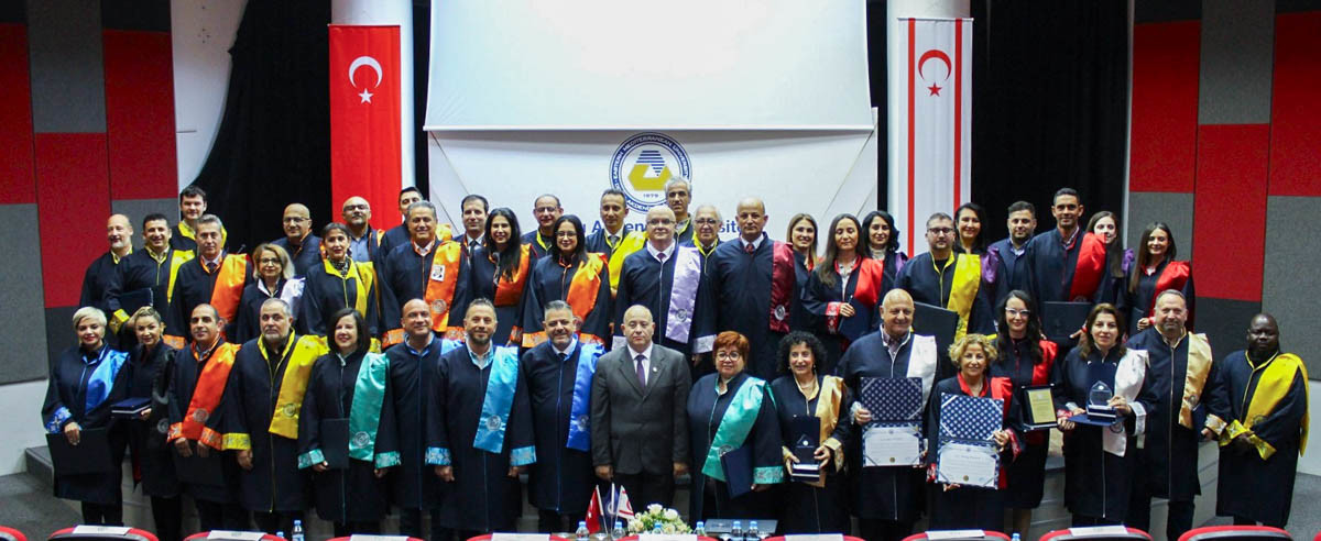 DAÜ Başarılı Akademisyenlerini Ödüllendirdi