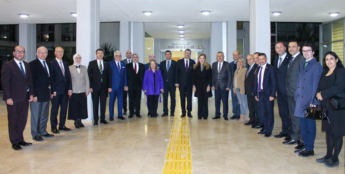 Türkiye – KKTC Parlamentolar Arası Dostluk Grubu’ndan DAÜ’ye Ziyaret