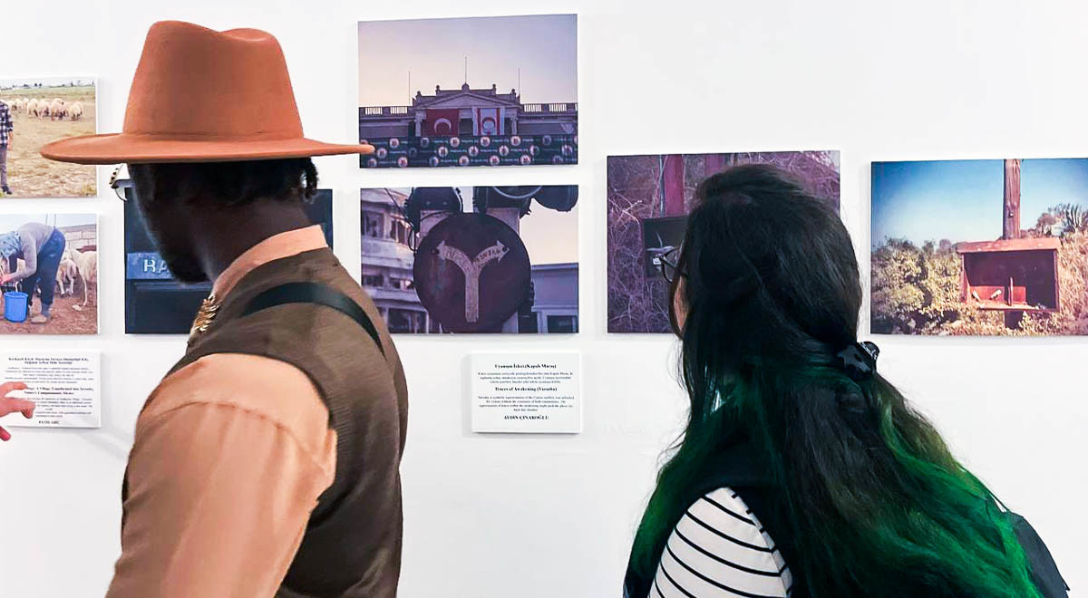 DAÜ’lü Öğrencilerin Çektiği Fotoğraflar Sanatseverlerle Buluştu