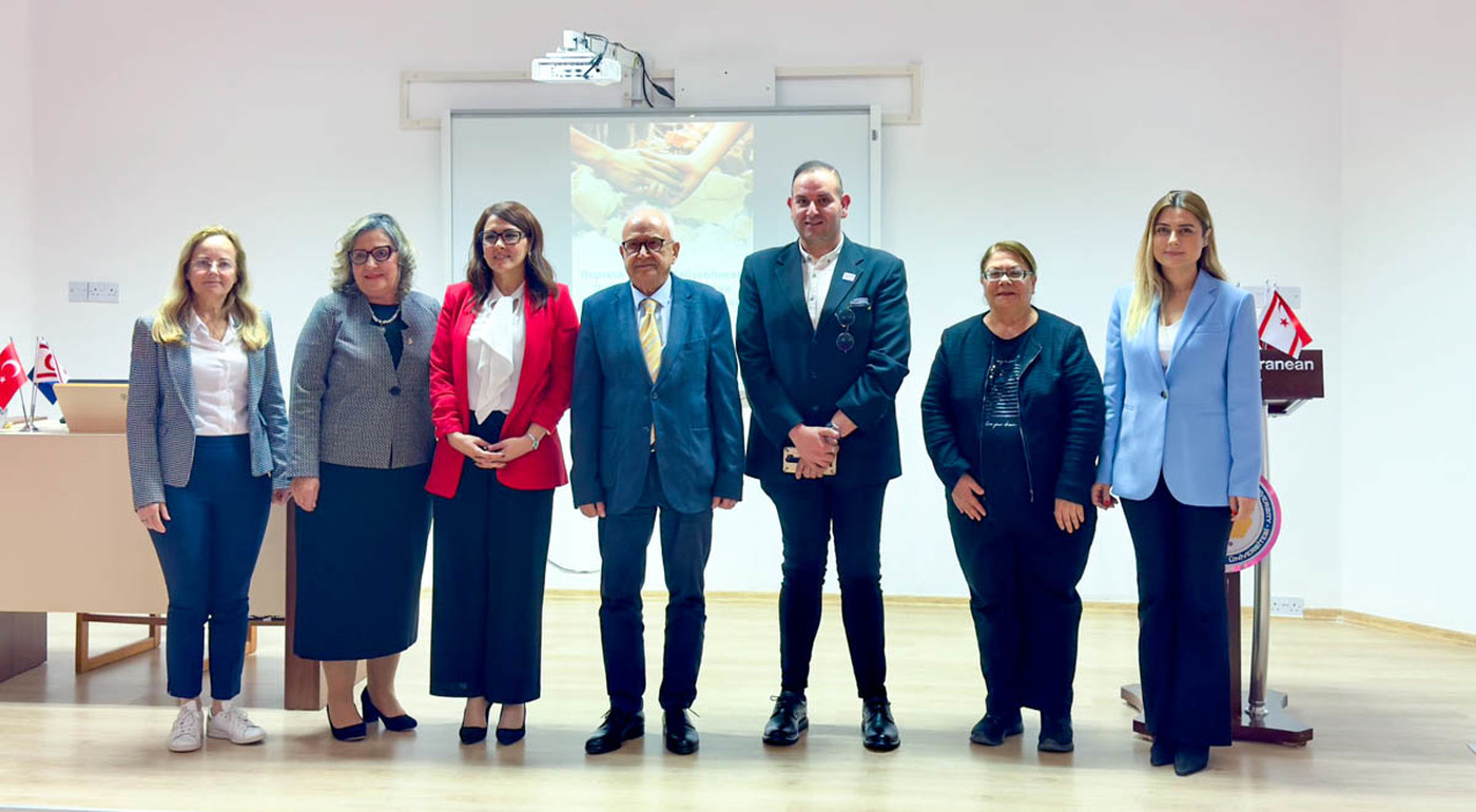 DAÜ’de Deprem Sonrası Rahatsızlıklar ve Güçlükler İrdelendi