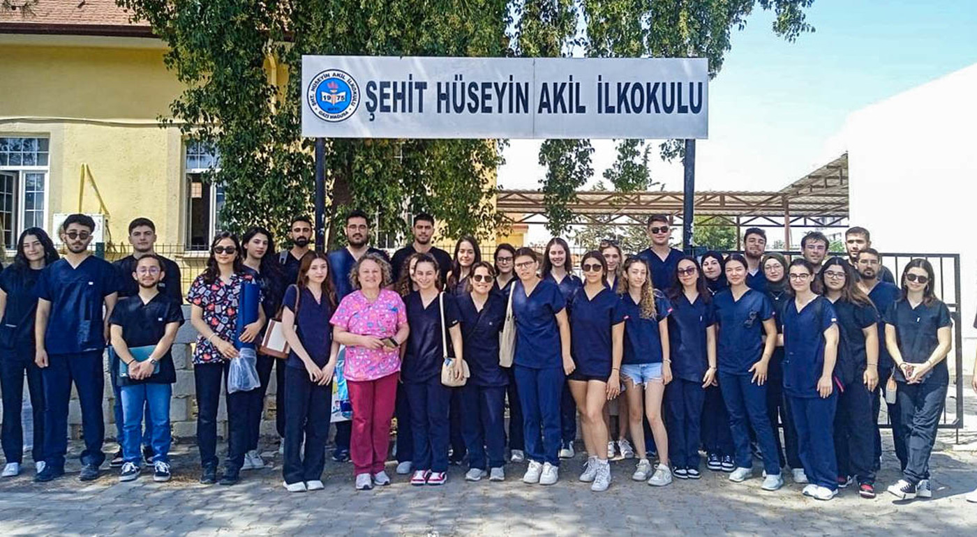 Elementary School Visit from EMU-CIC and EMU Faculty of Dentistry