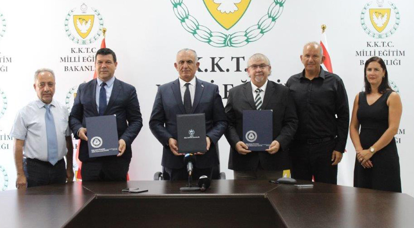 DAÜ ile AÖA Ortak Lisansüstü Eğitim Programları İçin Protokol İmzaladı