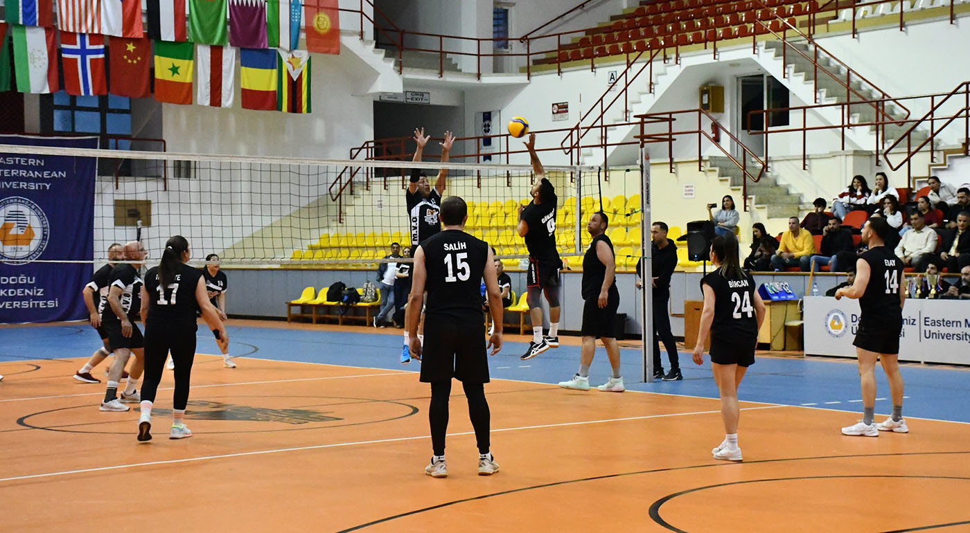 DAÜ’de Şampiyon Melekler Anısına Düzenlenen Voleybol Turnuvası Tamamlandı
