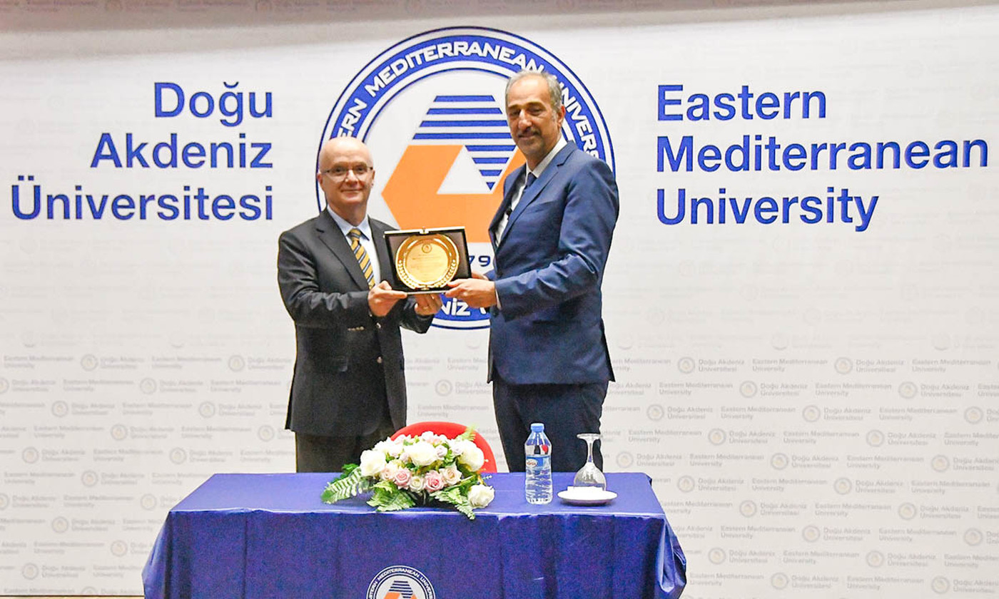 Uzay Teknolojilerinin Öncüsü Prof. Dr. Arif Karabeyoğlu DAÜ’de Seminer Verdi