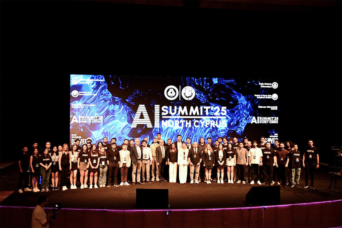 Geleceğe Yön Veren Zirve: Yapay Zekâ’nın Kalbi DAÜ’de Attı