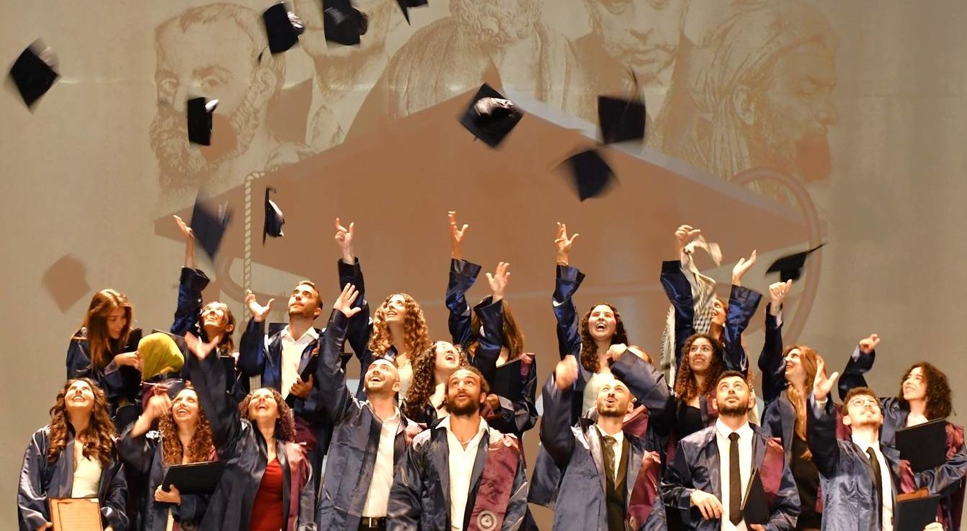 DAÜ – Marmara Üniversitesi Uluslararası Ortak Tıp Programı 9. Dönem Mezunları Hekimlik Andı’nı Okudu