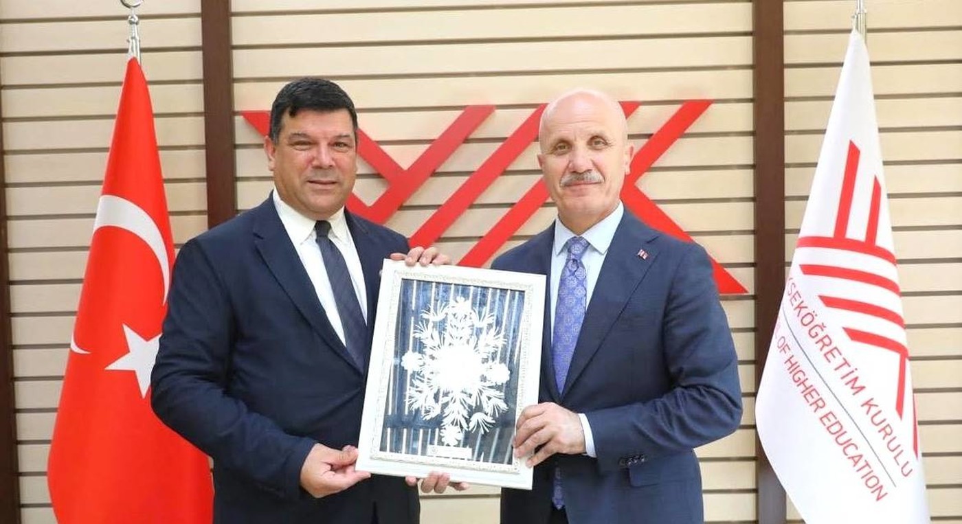 ÜAK Toplantısı’na Katılan DAÜ Rektörü Prof. Dr. Hasan Kılıç Ankara’da Çeşitli Temaslarda Bulundu