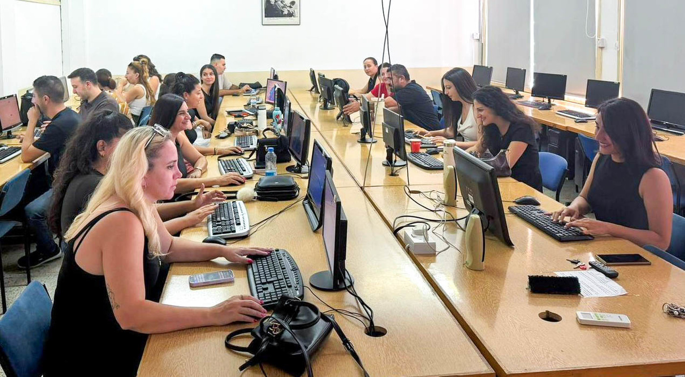 DAÜ ve Milli Eğitim Bakanlığı İş Birliğiyle Yapay Zekâ Okuryazarlığı Eğitimleri Başladı