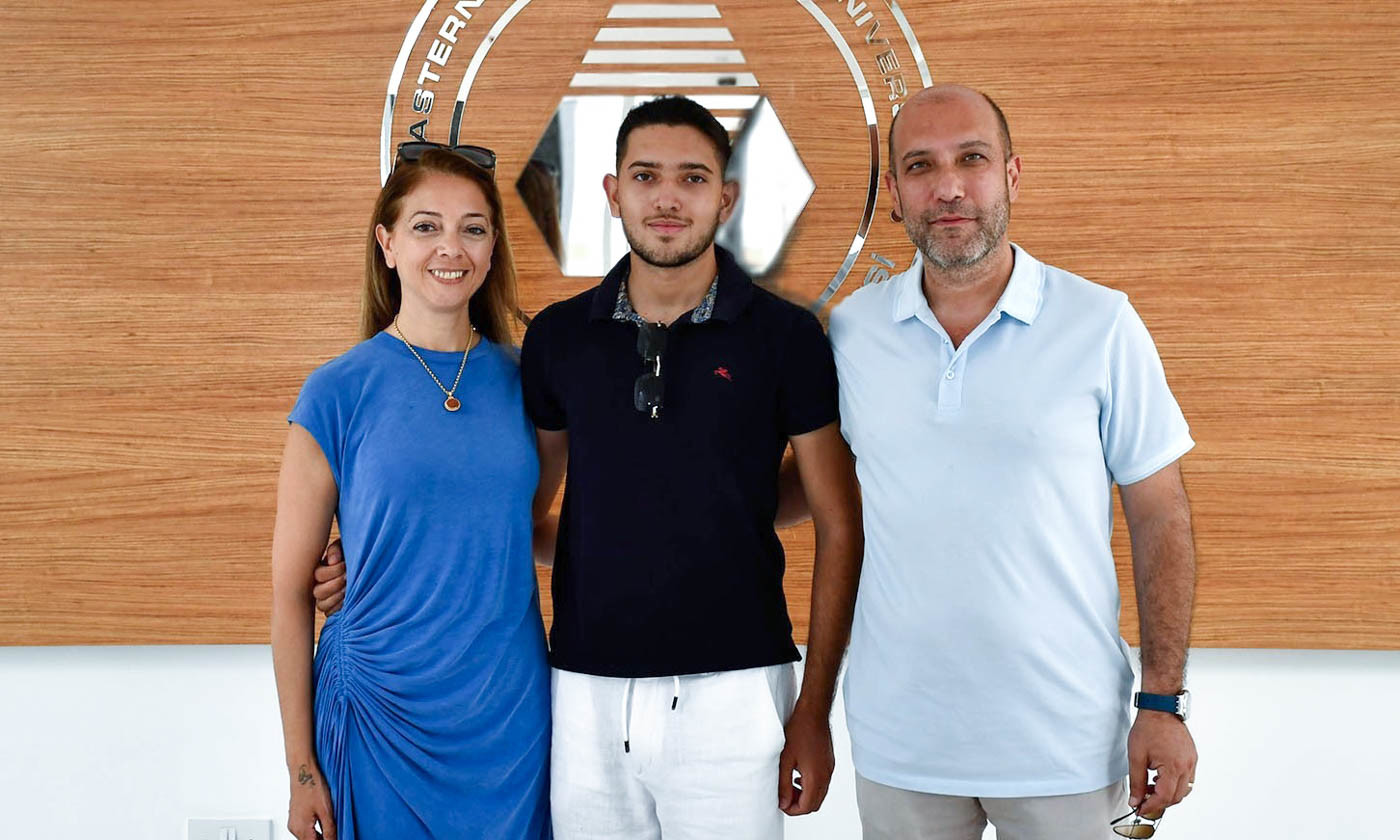 DAÜ Mezunu Anne-Babanın Oğullarının Tercihi de DAÜ Oldu